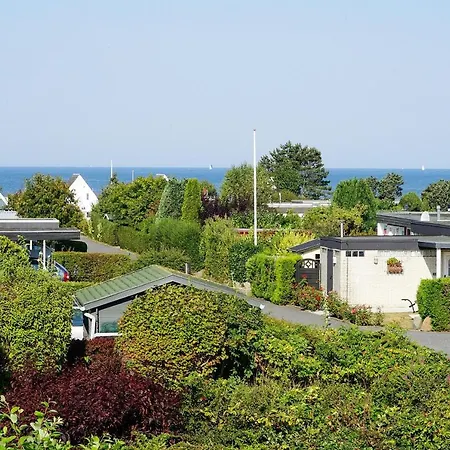 Orthfeld 14 بيت للعطل